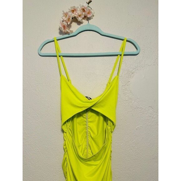 SHEIN women’s dress small neon yellow green Bodycon Midi Rutched stretch cut out - Picture 2 of 5